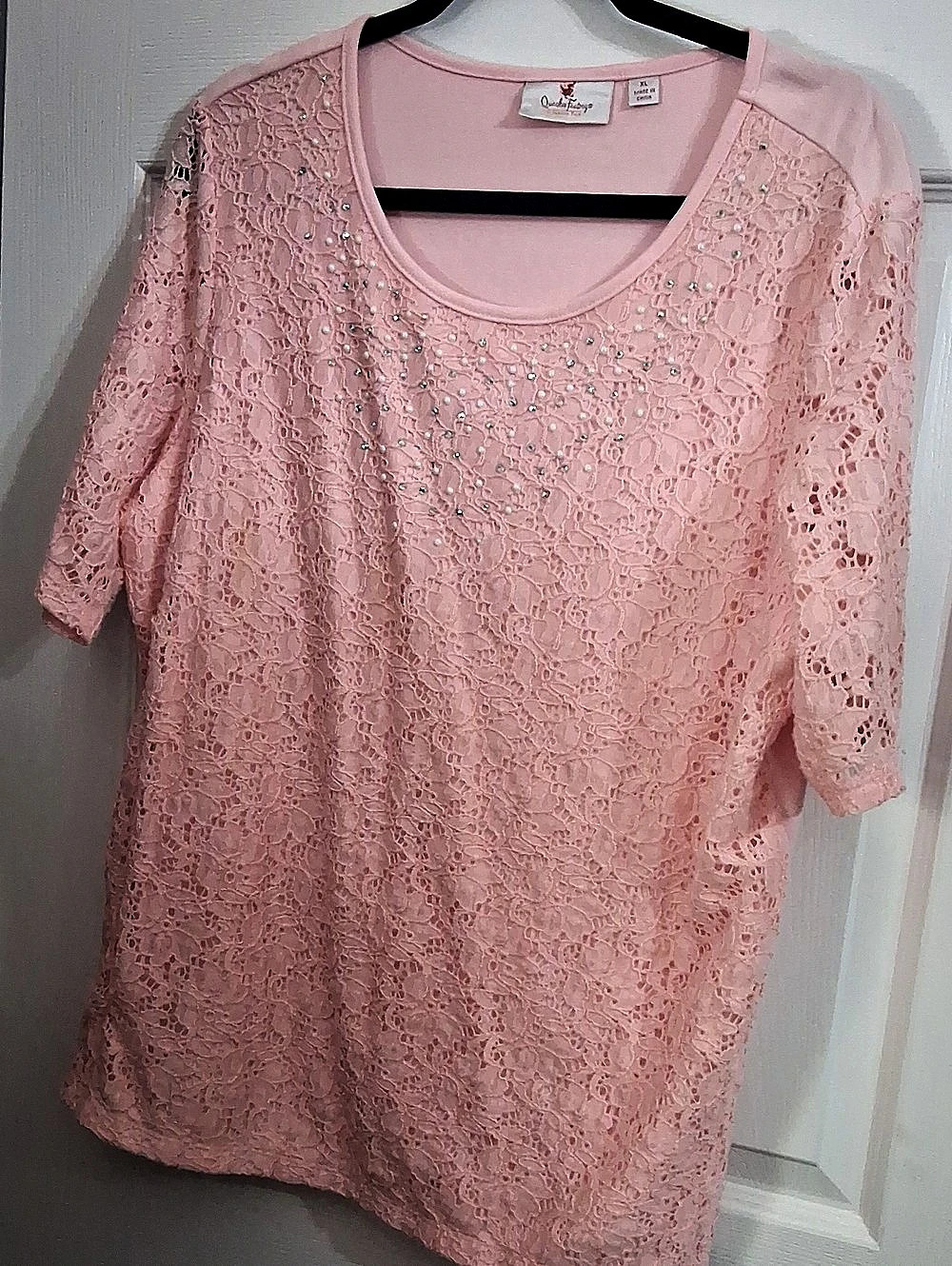 Quacker Factory Lace Embellished Blouse in Pink XL Like New